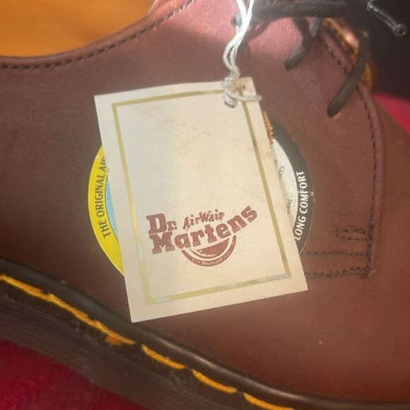 Vintage Dr. Martens AirWair 1461 NWT No Box Handmade in England Mens 8 Womens 10 - Picture 11 of 14